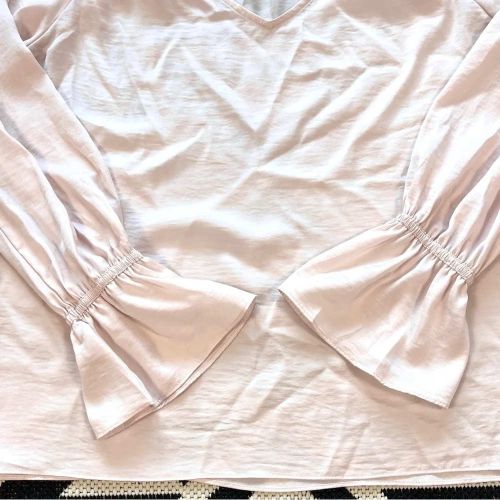 Current Air x Anthropologie Rawna Bell Sleeve Pearl Detail Blouse Small